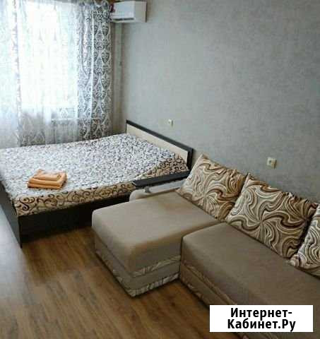 1-комнатная квартира, 40 м², 10/10 эт. в аренду посуточно в Таганроге Таганрог - изображение 1