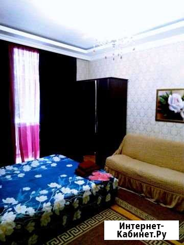1-комнатная квартира, 40 м², 2/3 эт. в аренду посуточно во Владикавказе Владикавказ - изображение 1
