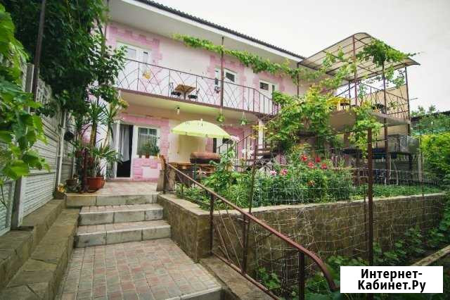 Комната 16 м² в 7-ком. кв., 1/2 эт. в аренду посуточно в Феодосии Феодосия - изображение 1