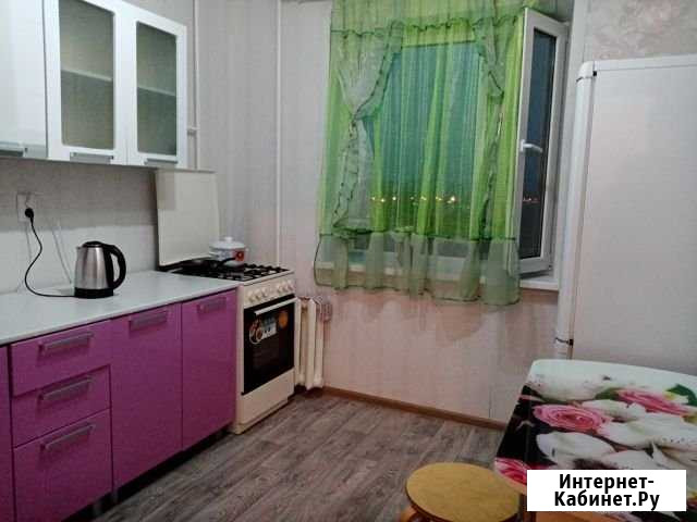 2-комнатная квартира, 50 м², 2/9 эт. в аренду посуточно в Волгодонске Волгодонск - изображение 1