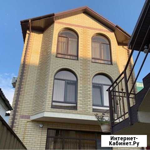 Комната 15 м² в 9-ком. кв., 1/3 эт. в аренду посуточно в Анапе Анапа - изображение 1