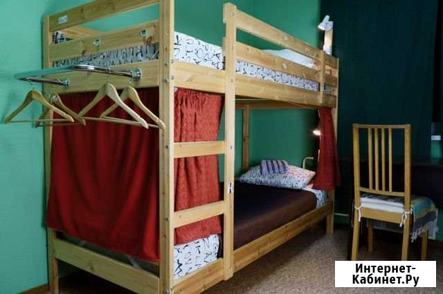 Комната 9 м² в 6-ком. кв., 1/9 эт. в аренду на длительный срок в Новосибирске Новосибирск - изображение 1