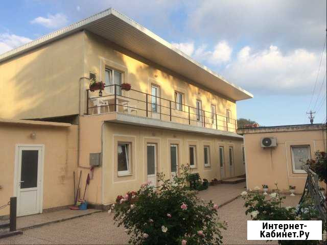 Комната 24 м² в 8-ком. кв., 1/2 эт. в аренду посуточно в Геленджике Геленджик - изображение 1