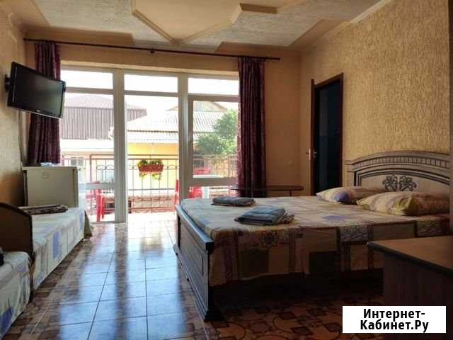 Комната 28 м² в > 9-ком. кв., 2/3 эт. в аренду посуточно в Судаке Судак - изображение 1
