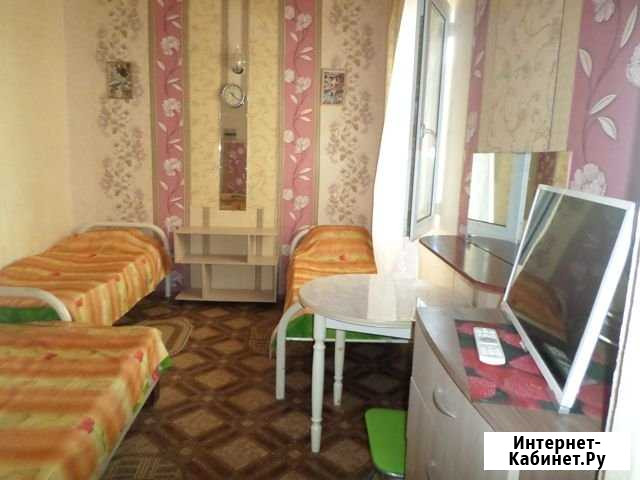 Комната 16 м² в 8-ком. кв., 2/3 эт. в аренду посуточно в Анапе Анапа - изображение 1
