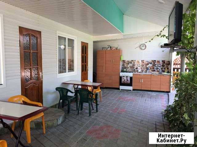 Комната 12 м² в 1-ком. кв., 1/1 эт. в аренду посуточно в Геленджике Геленджик - изображение 1