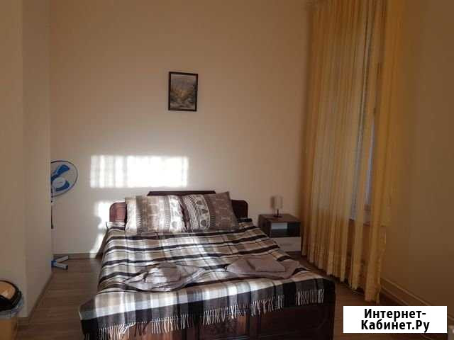 Комната 20 м² в 4-ком. кв., 4/6 эт. в аренду посуточно в Москве Москва - изображение 1