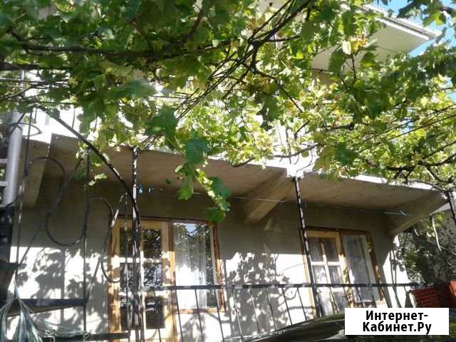 Комната 15 м² в 4-ком. кв., 1/2 эт. в аренду посуточно в Алуште Алушта - изображение 1