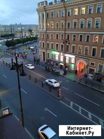 Комната 10 м² в 6-ком. кв., 4/7 эт. в аренду на длительный срок в Санкт-Петербурге Санкт-Петербург - изображение 1