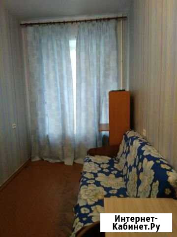 Комната 13.4 м² в 3-ком. кв., 2/4 эт. в аренду на длительный срок в Санкт-Петербурге Санкт-Петербург - изображение 1