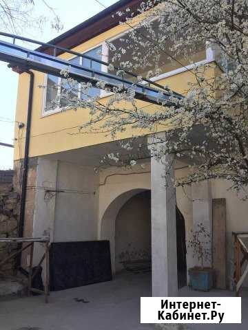 3-комнатная квартира, 80 м², 2/2 эт. в аренду посуточно в Евпатории Евпатория - изображение 1