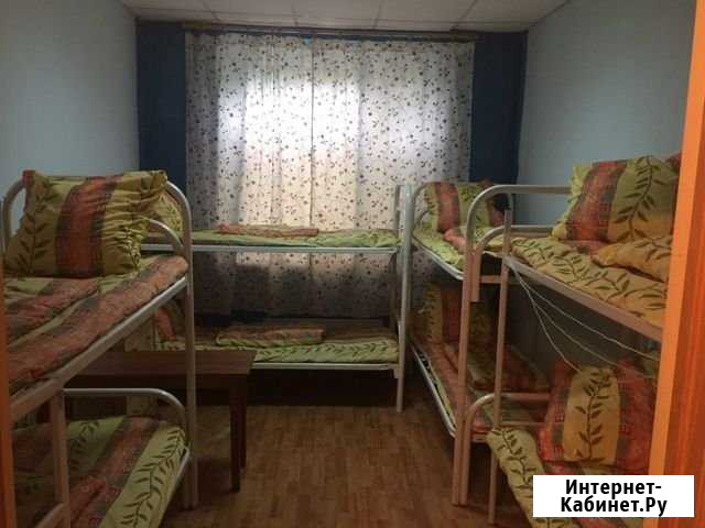 Комната 15 м² в > 9-ком. кв., 1/1 эт. в аренду посуточно в Усть-Лугах Усть-Луга - изображение 1