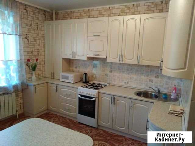 1-комнатная квартира, 45 м², 2/10 эт. в аренду посуточно в Вязьме Вязьма - изображение 1