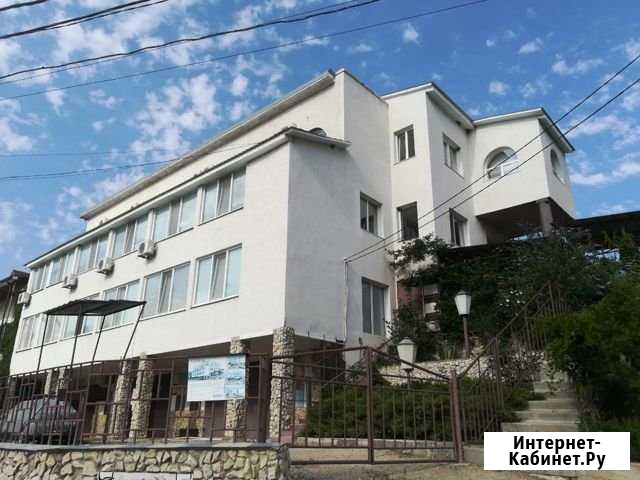 Комната 20 м² в > 9-ком. кв., 2/3 эт. в аренду посуточно в Феодосии Феодосия - изображение 1