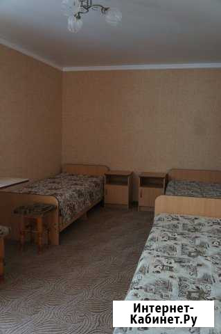 Комната 18 м² в 3-ком. кв., 3/3 эт. в аренду посуточно в Сочи Сочи - изображение 1