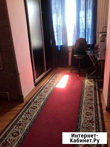 Комната 15 м² в 3-ком. кв., 3/5 эт. в аренду на длительный срок в Махачкале Махачкала - изображение 1