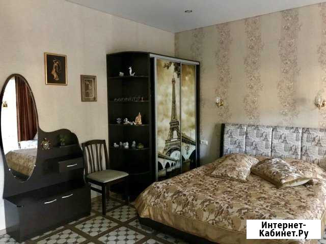 Комната 28 м² в 2-ком. кв., 2/3 эт. в аренду посуточно в Геленджике Геленджик - изображение 1