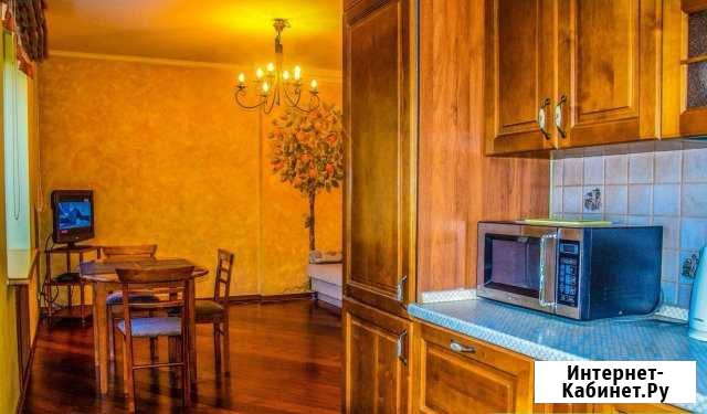3-комнатная квартира, 78 м², 3/5 эт. в аренду посуточно в Смоленске Смоленск - изображение 1