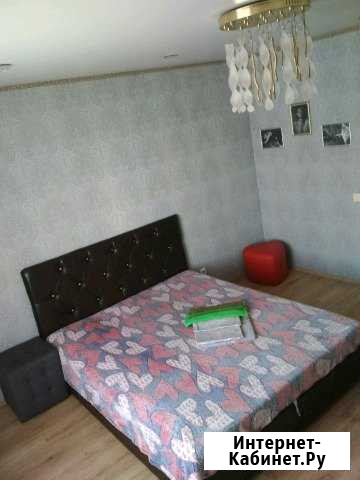 1-комнатная квартира, 40 м², 1/5 эт. в аренду посуточно в Прокопьевске Прокопьевск - изображение 1