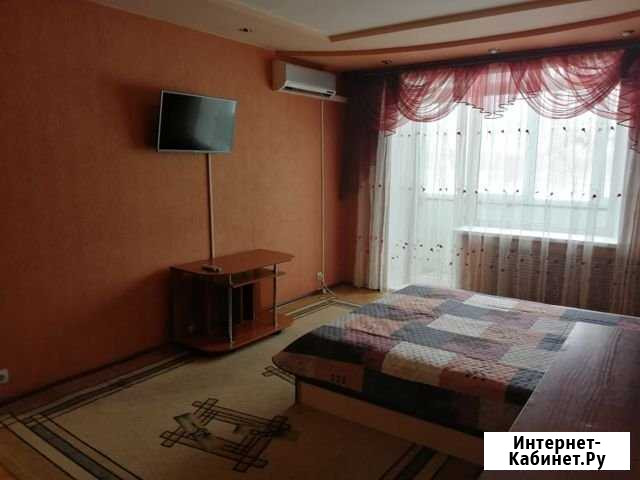 1-комнатная квартира, 40 м², 1/9 эт. в аренду посуточно в Старом Осколе Старый Оскол - изображение 1