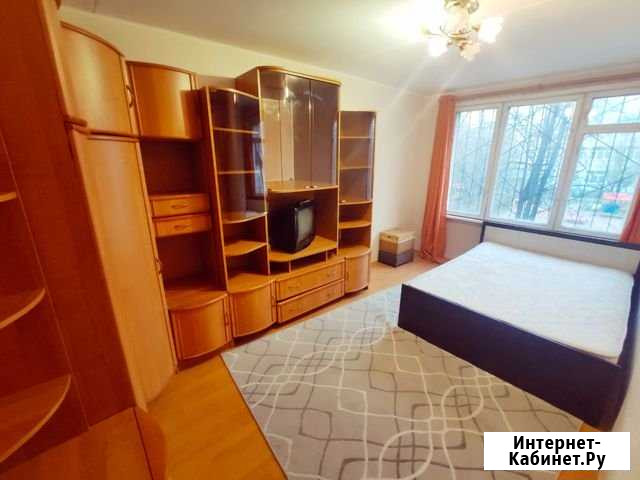 Комната 12 м² в 3-ком. кв., 2/5 эт. в аренду на длительный срок в Санкт-Петербурге Санкт-Петербург - изображение 1