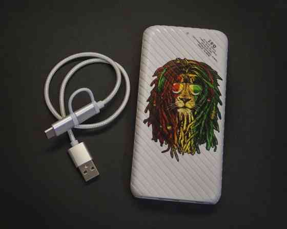 Уф-печать на пластике, дереве и др. Трек на стекле/Spotify glass Москва