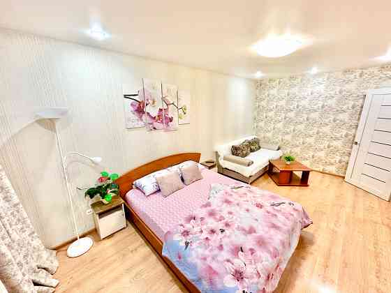 2-комнатная квартира, 55 м², 3/9 эт. в аренду посуточно в Магнитогорске Магнитогорск
