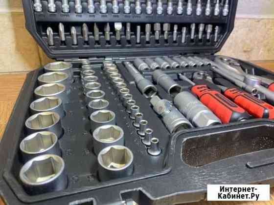 Набор трещотки и головки новый Кемерово