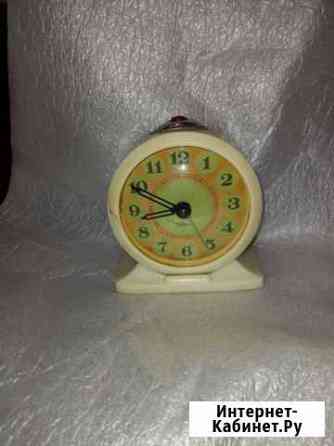 Часы будильник СССР Курск