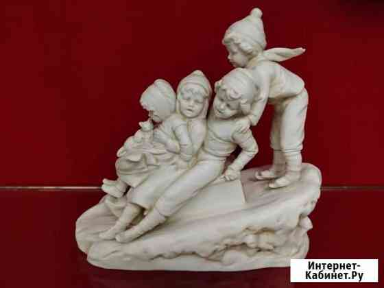 Бисквитная композиция. Дети на санках Владимир