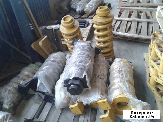 R210LC-7 Натяжитель гусеницы 81N6-14010 Кемерово - изображение 1