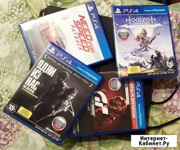 Продам PlayStation 4 Slim на 1tb с играми Черноголовка - изображение 1