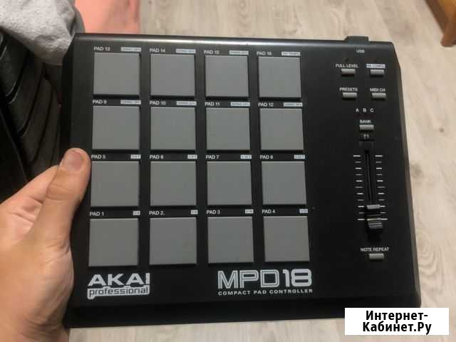 Akai MPD 18-Midi Контроллер Калининград - изображение 1