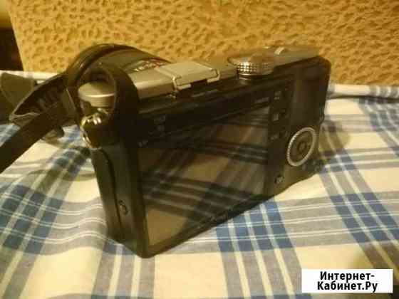 Беззеркальная фотокамера samsung nx100 + объектив Коломна