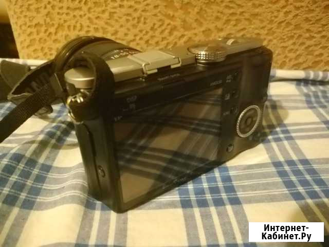 Беззеркальная фотокамера samsung nx100 + объектив Коломна - изображение 1