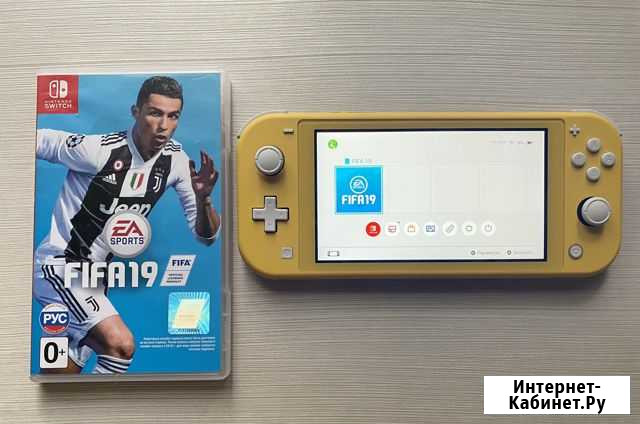 Nintendo Switch Lite 32Gb + fifa в отл. состоянии Владимир - изображение 1