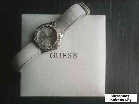 Часы женские Guess с кристаллами swarowski Великий Новгород