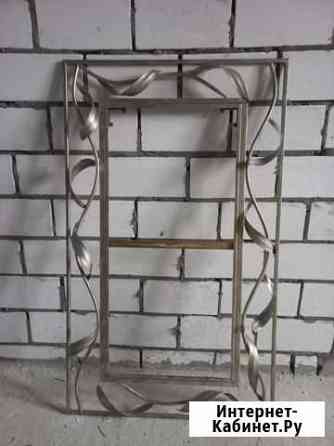 Металлическая рама от зеркала Владимир