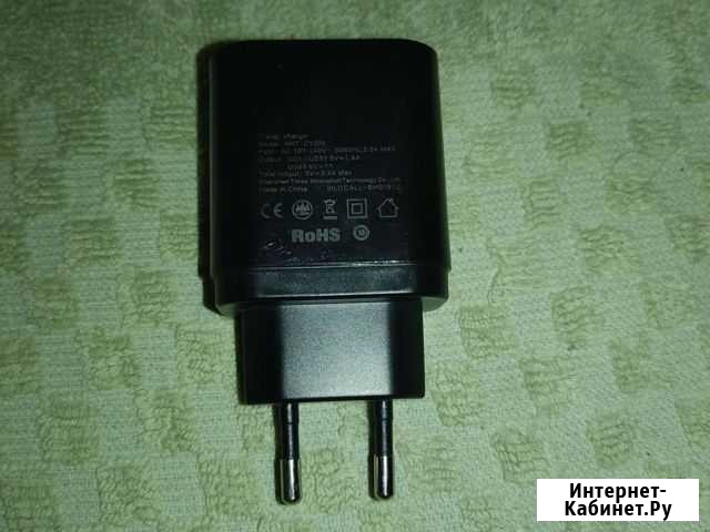 Зарядное на 3 порта bauseus 5v 2,4A с дисплеем Майкоп - изображение 1