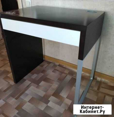 Письменный стол из икеа micke Осинники - изображение 1