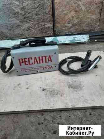 Сварочный инвертор бу ресанта250А Канаш