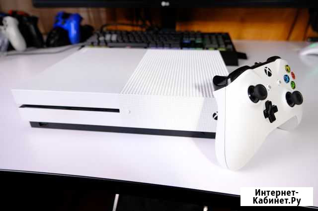 Xbox One s 1tb с дисководом Электросталь - изображение 1