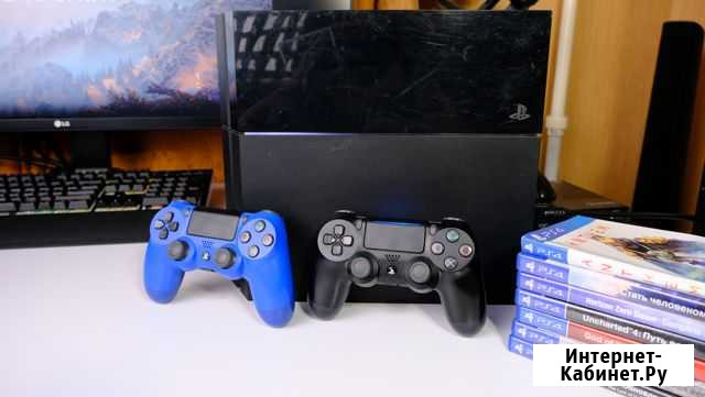 Приставка PS4 Fat (два геймпада и диски) Электросталь - изображение 1