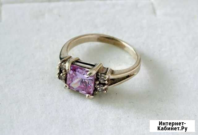 Серебряное кольцо с аметистом и фианитами Долгопрудный - изображение 1