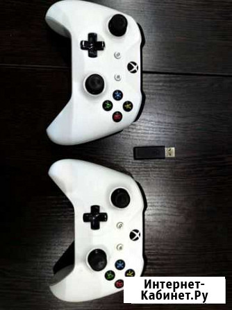 Два геймпада Xbox One и ресивер Щёлково - изображение 1