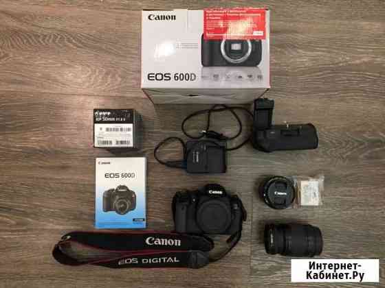 Фотоаппарат Canon 600d с доп объективом и акку-ром Рязань