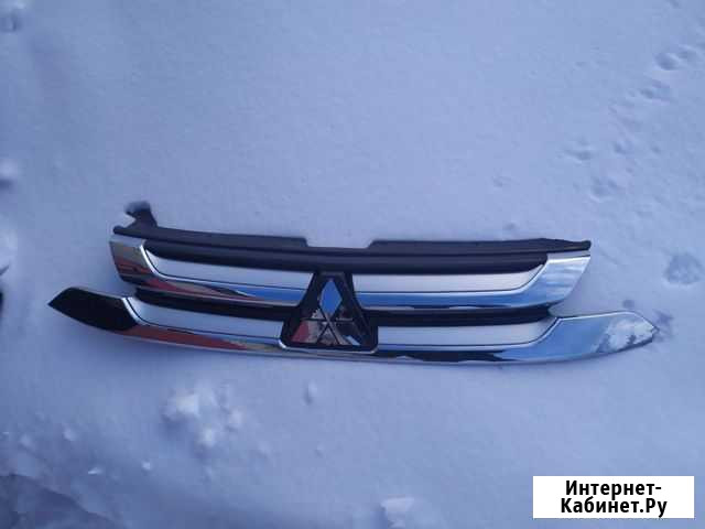 Решетка радиатора Mitsubishi outlander Медведево - изображение 1