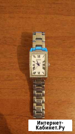 Женские часы Guess Сочи - изображение 1