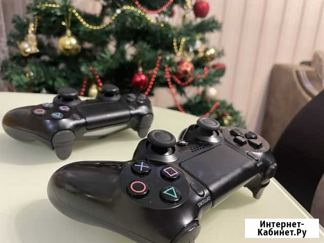 Sony Playstation 4 PRO 1tb 2 Геймпада Жигулевск - изображение 1
