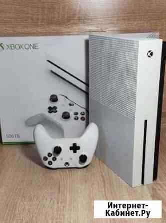 Xbox One S + подписка на год Ярославль